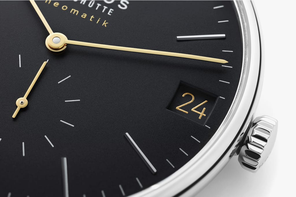 Orion neomatik 41 date new black – NOMOS Glashütte