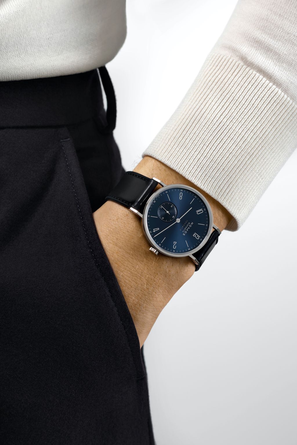 タンジェント ネオマティック39 ブルーゴールド – NOMOS Glashütte