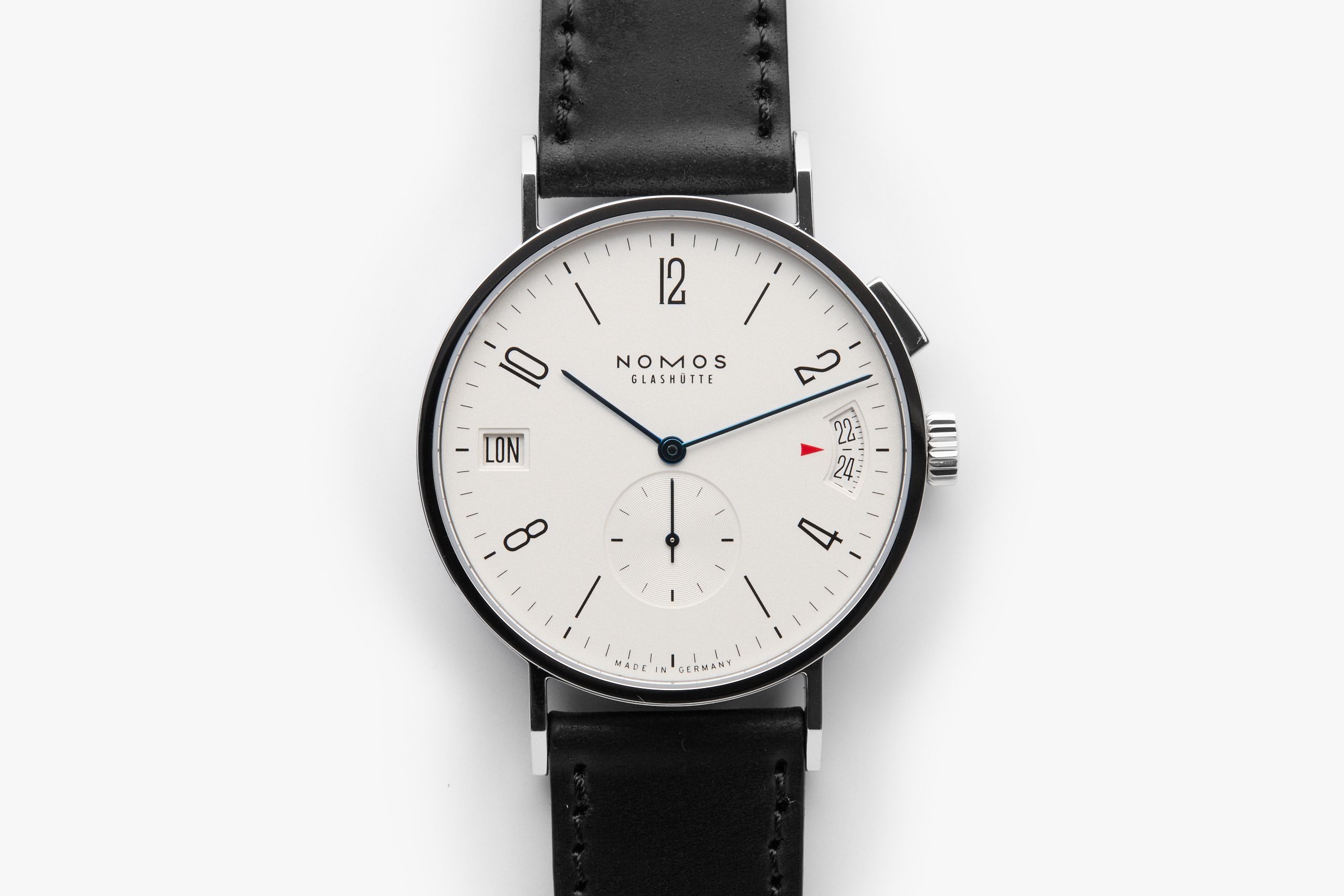 タンゴマット GMT – NOMOS Glashütte