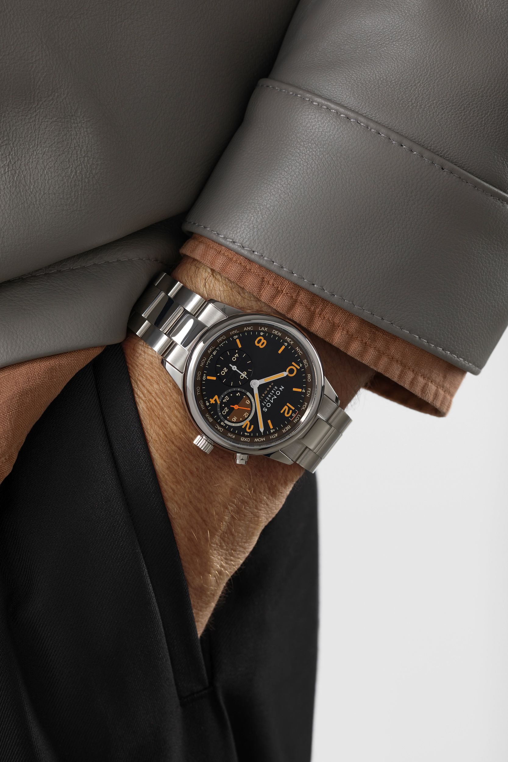 Club Sport neomatik Worldtimer Grid – NOMOS Glashütte