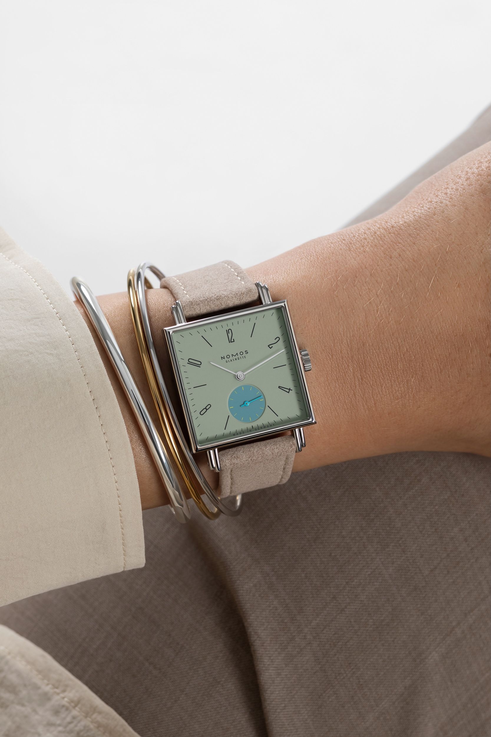 テトラ サルビア – NOMOS Glashütte