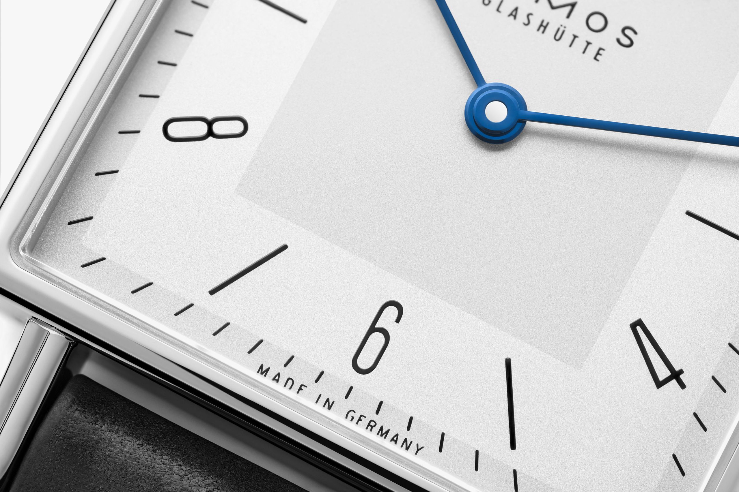 テトラ27 デュオ – NOMOS Glashütte | JP Store