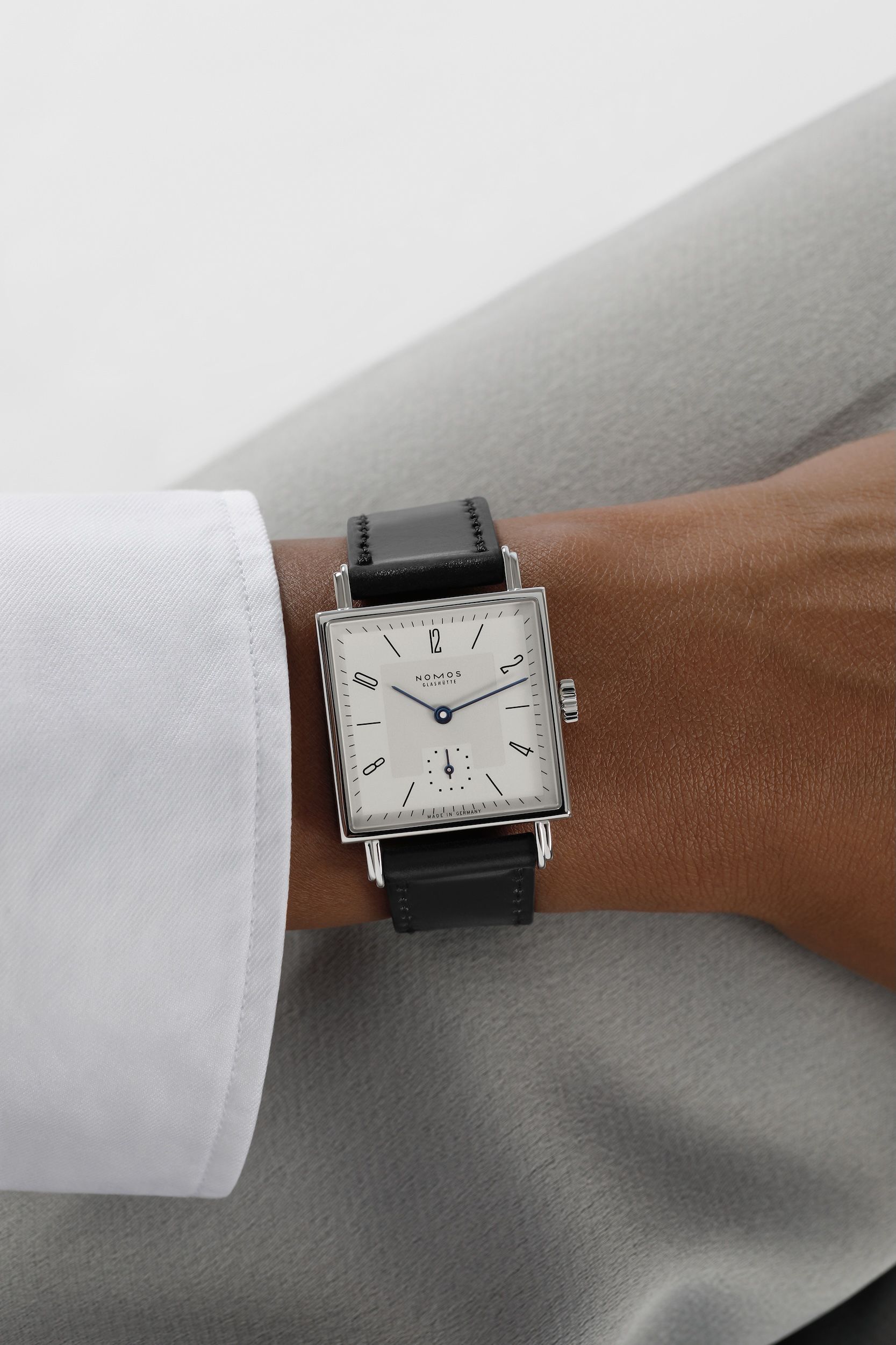テトラ 27 – NOMOS Glashütte