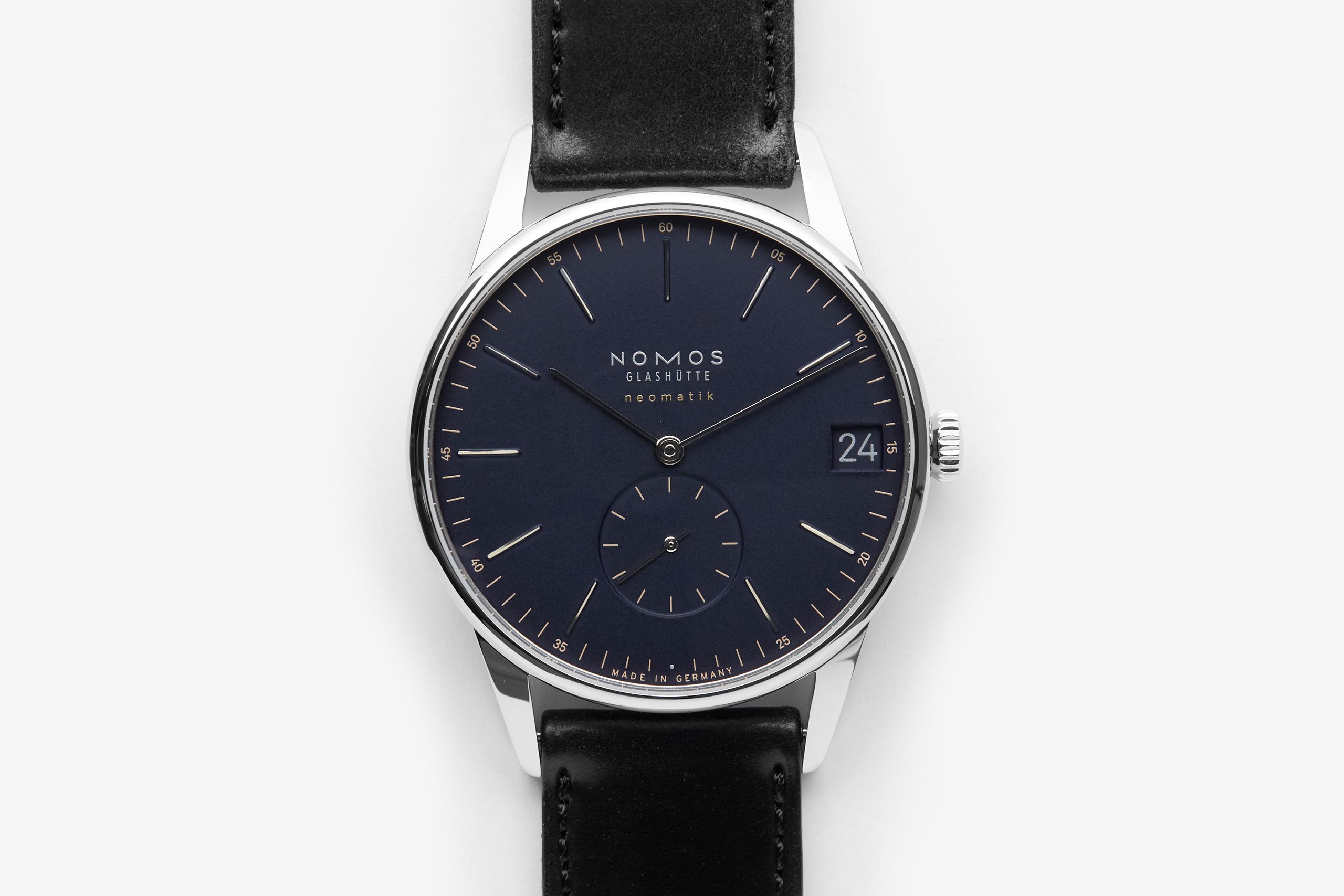 Orion neomatik 41 date midnight blue – refurbished – NOMOS Glashütte
