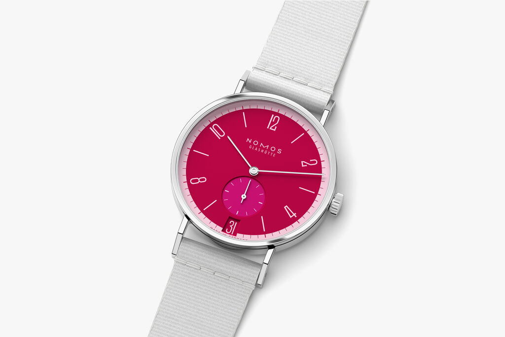 タンジェント 38 デイト — NOMOS Glashütte