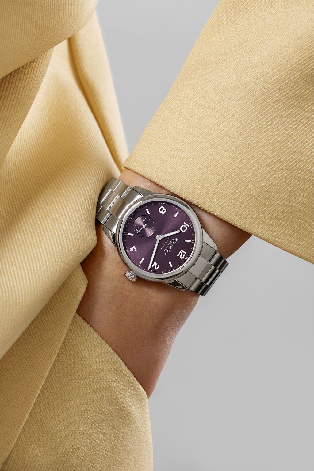 クラブ・スポーツ ネオマティック — NOMOS Glashütte