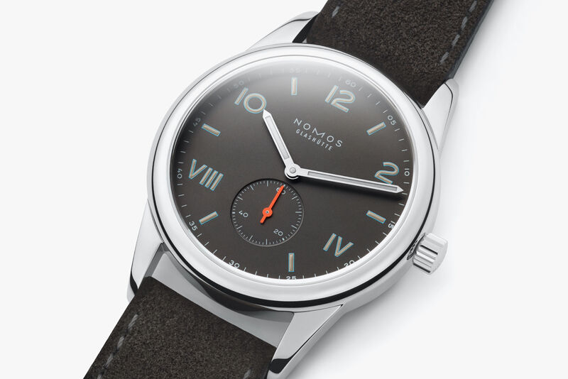 Club Campus 38 night — NOMOS Glashütte