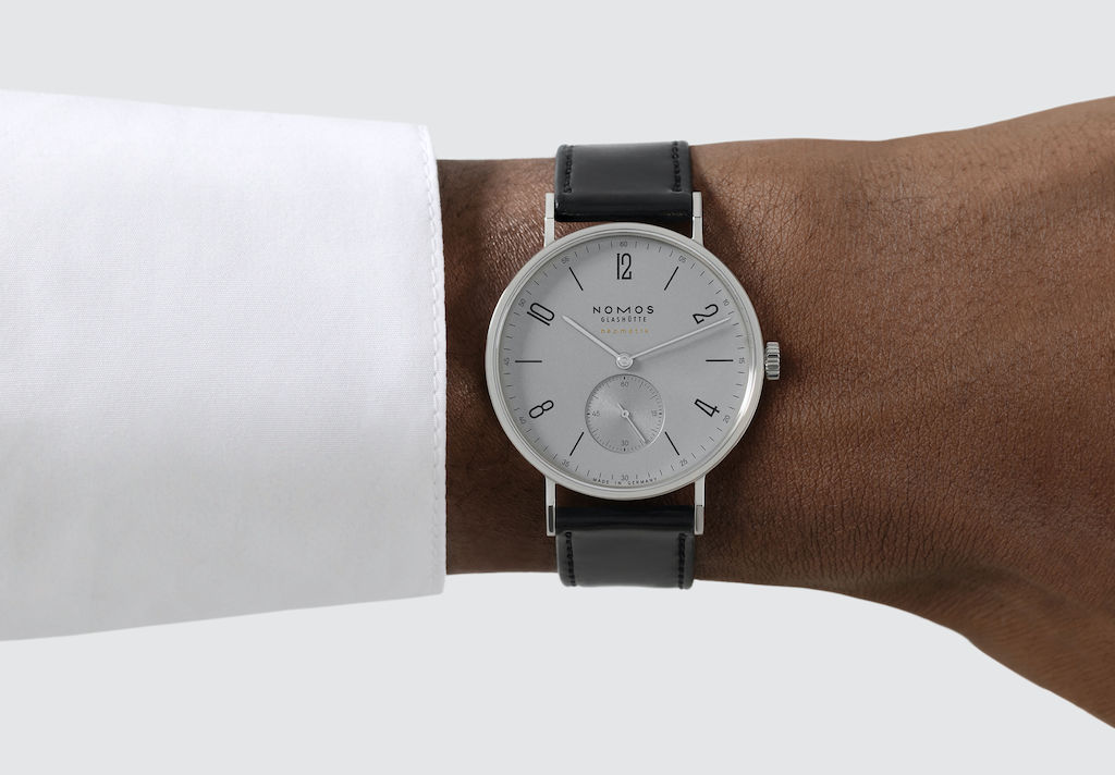 nomos tangente platin