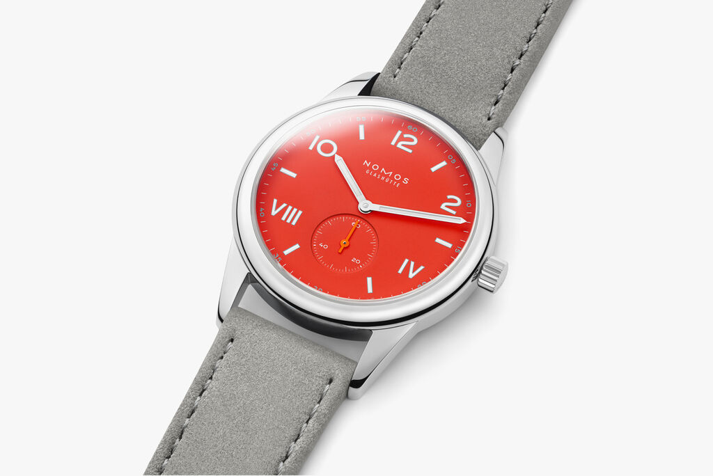 クラブ・キャンパス38 ノンストップレッド — NOMOS Glashütte