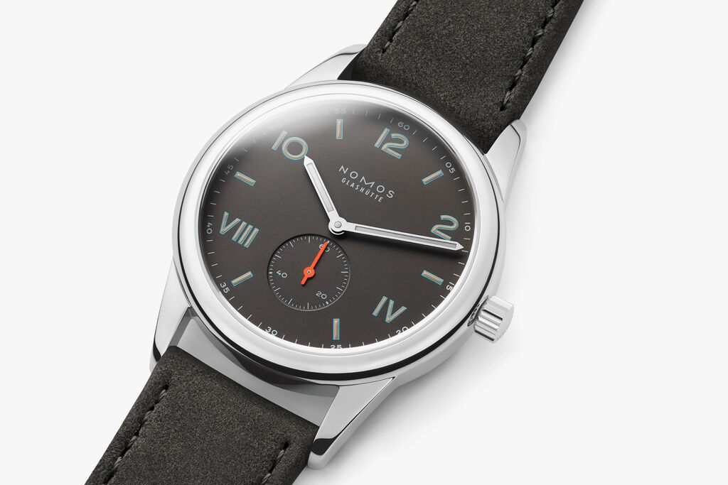 Nomos club campus 737 best sale