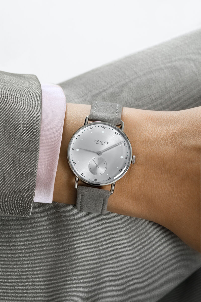 Metro 33 all silver — NOMOS Glashütte