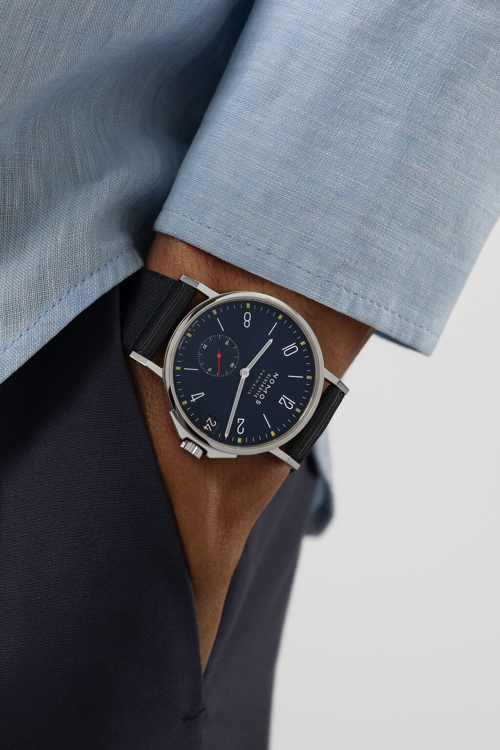 Nomos ahoi neomatik atlantik shop