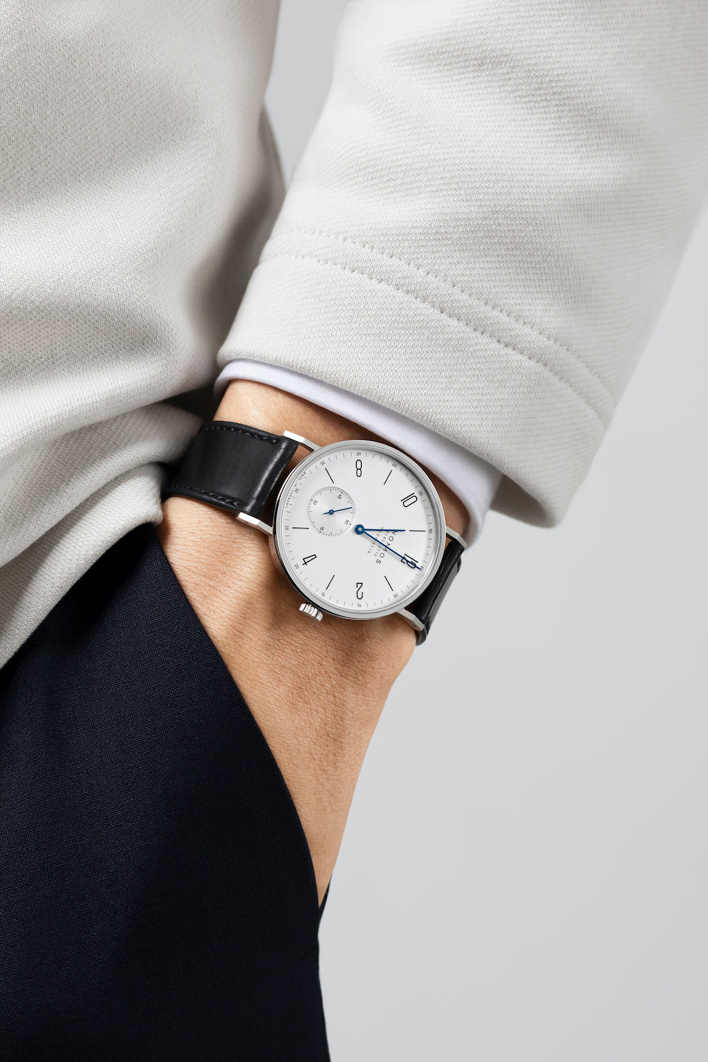 タンジェント ネオマティック 39 — NOMOS Glashütte