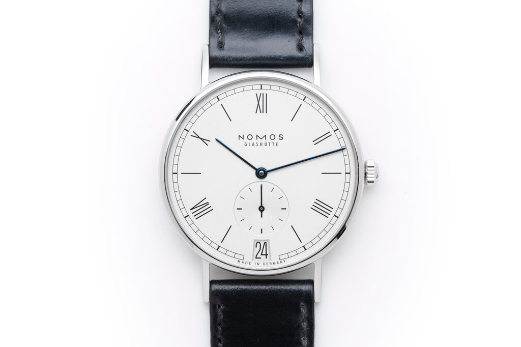 https://cdn.nomos-glashuette.com/media/image/6e/6f/04/1024xauto-q80/REF_231_B_2160_A.jpg