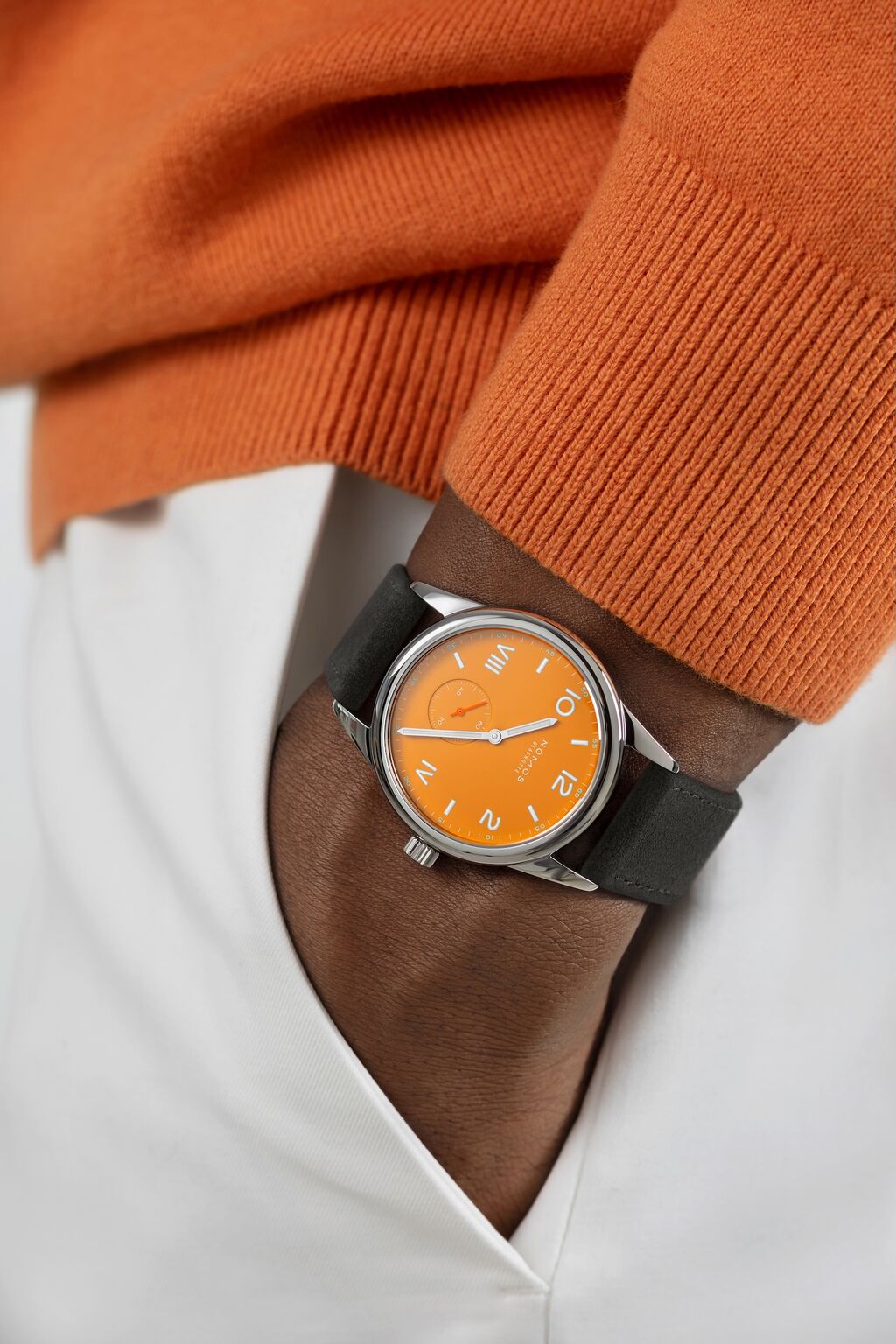 ノモス　NOMOS CLUB CAMPUS 38 FUTURE ORANGE Club Campus 38 future orange — NOMOS Glashütte