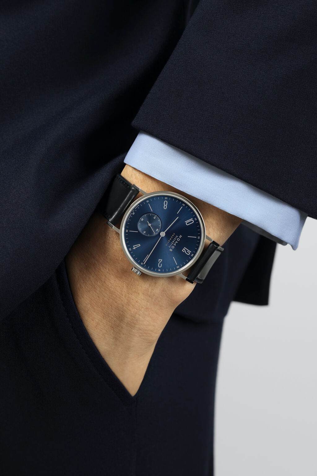 Tangente neomatik 39 blue gold NOMOS Glash tte