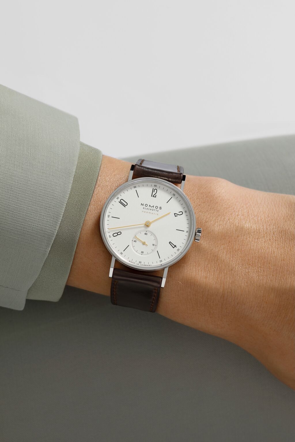 Nomos Tangente Neomatik Dore White Dial Brown Leather Strap 35mm 192