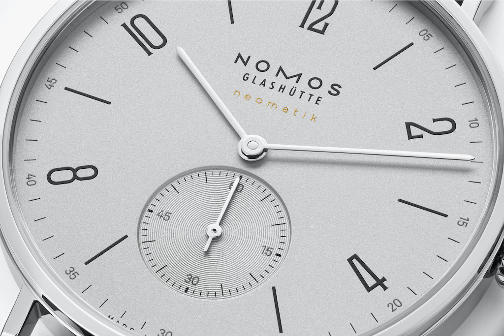 Nomos tangente neomatik 39 on sale silvercut