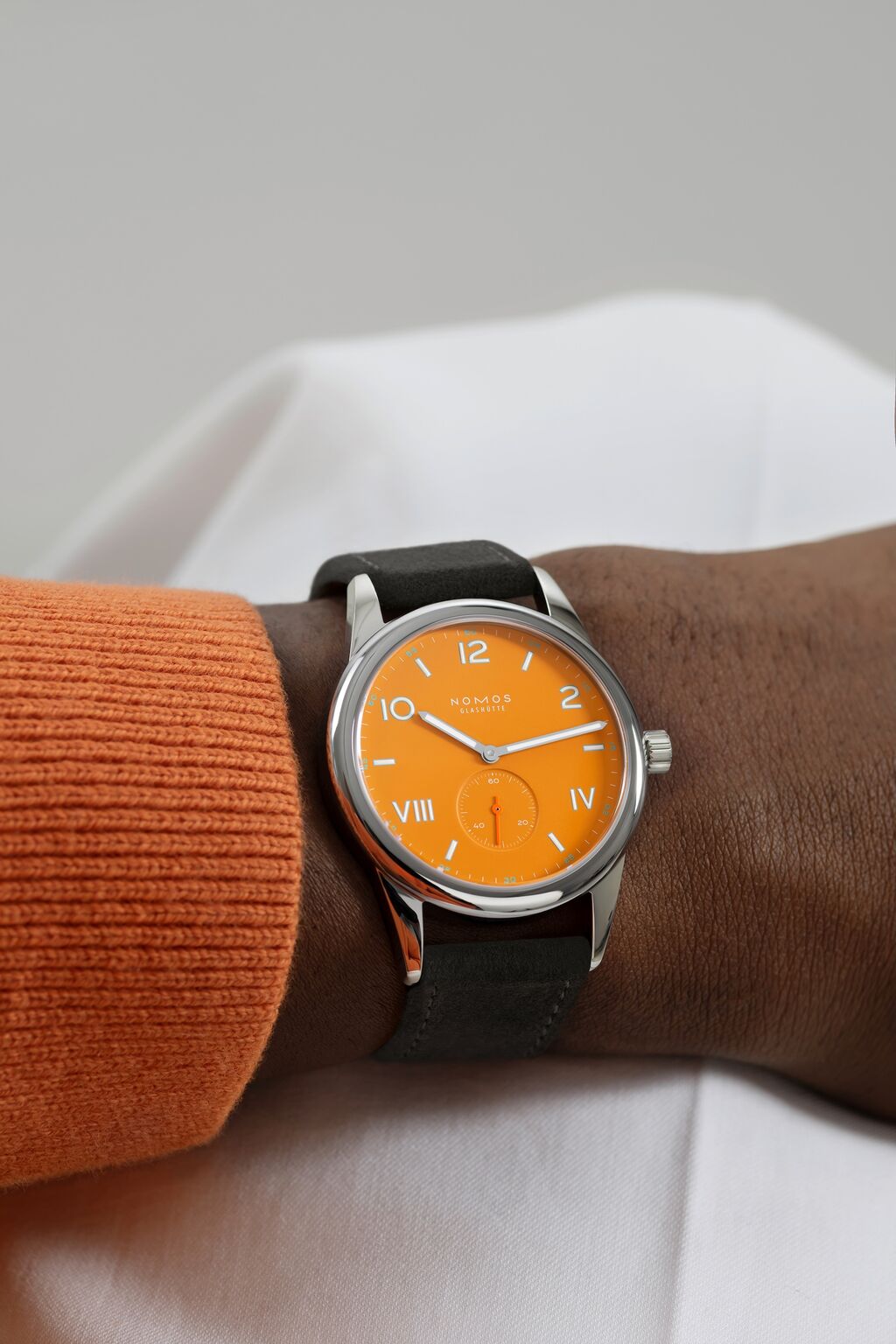 ノモス　NOMOS CLUB CAMPUS 38 FUTURE ORANGE Club Campus 38 future orange — NOMOS Glashütte
