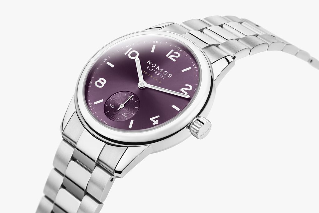 Nomos sports watch clearance