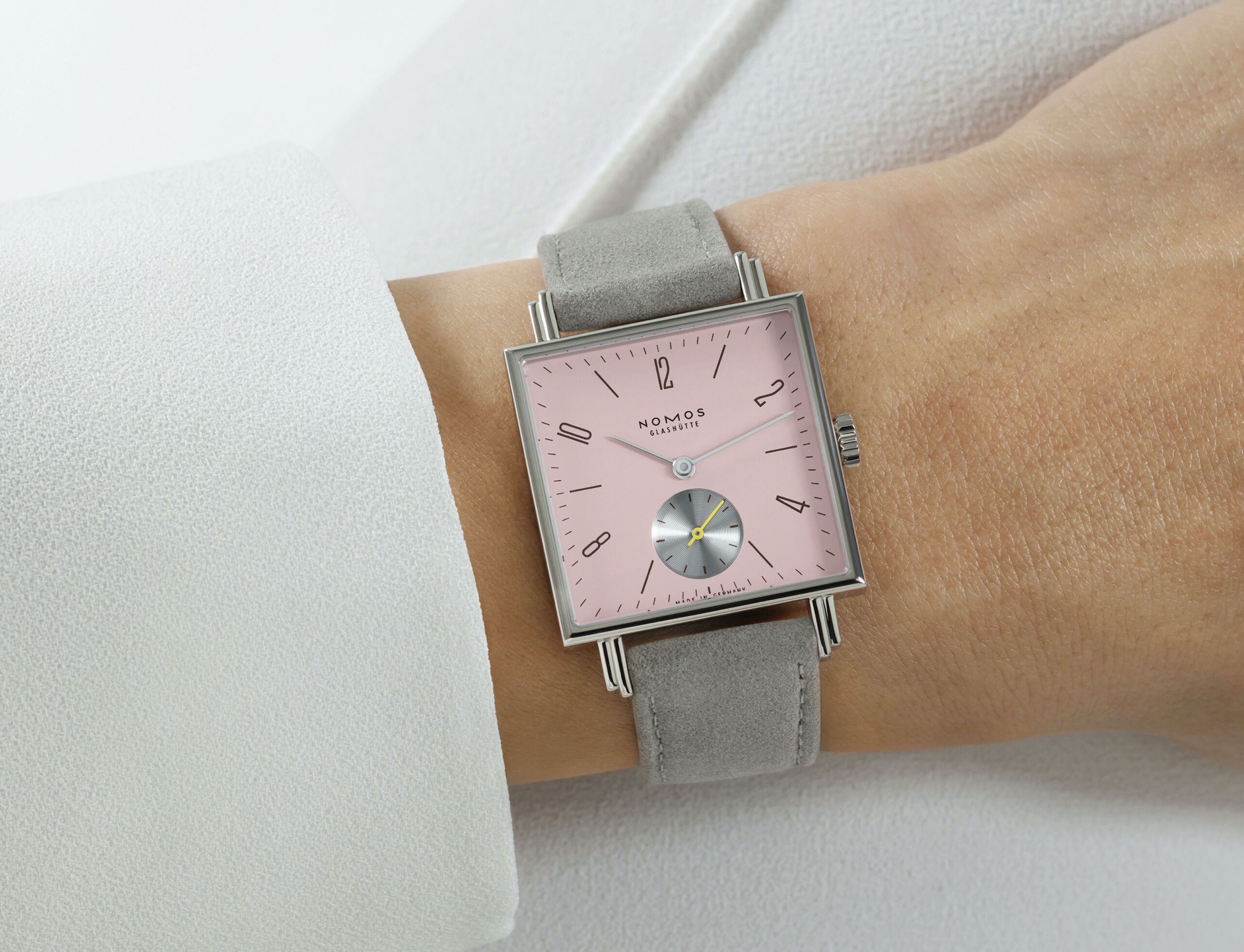 tetra-wrist-2.jpg