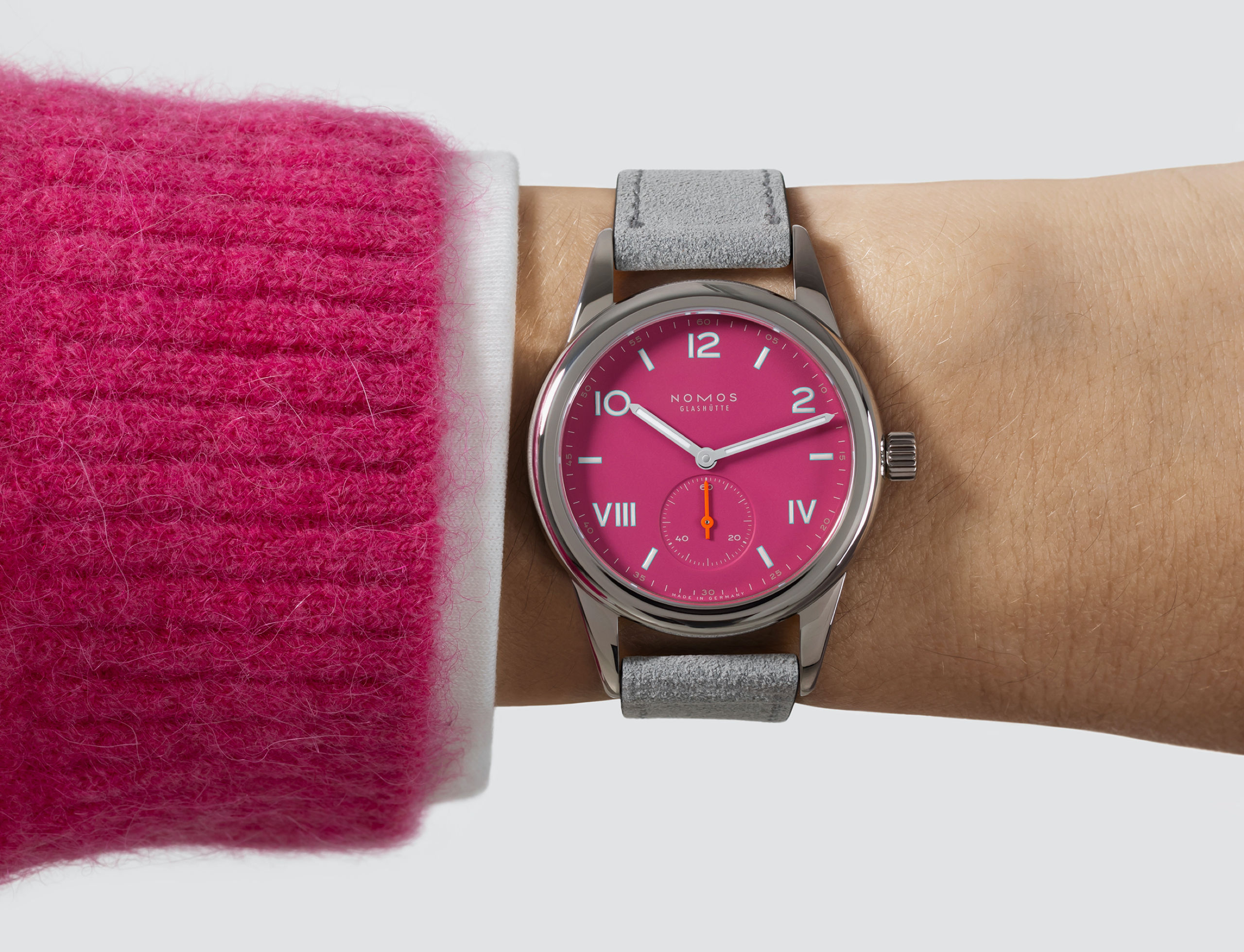 wristshot-club-campus-deep-pink.jpg