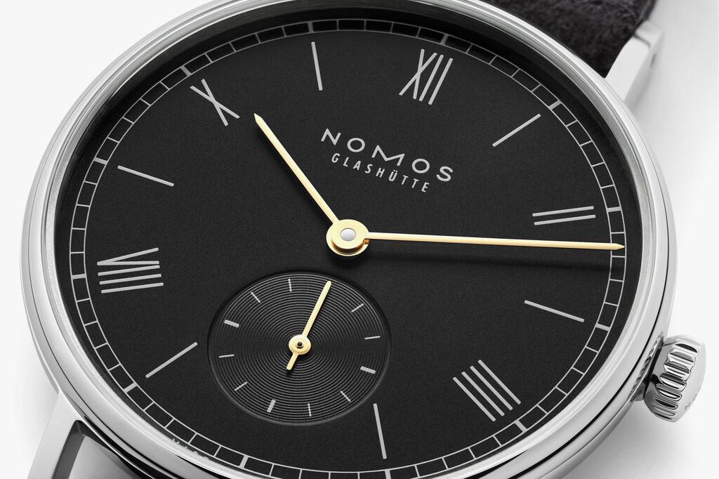 ラドウィッグ 33 ノワール — NOMOS Glashütte