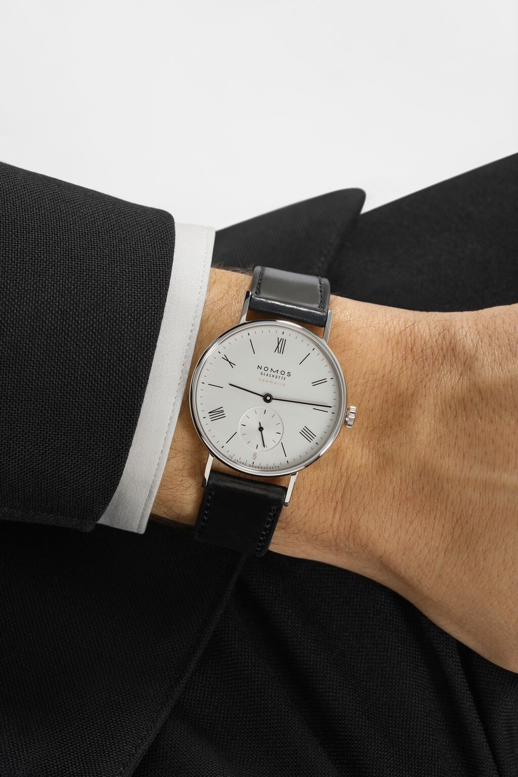 Nomos 282 top