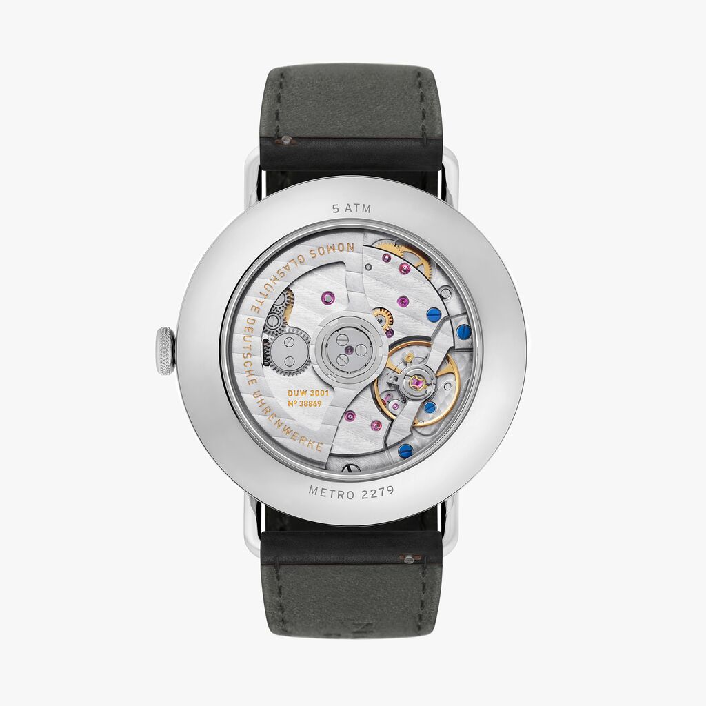 Nomos glashutte metro top